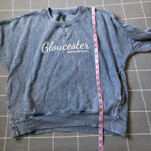 Gloucester Massachusetts Sweat Shirt - Picture 4 of 7